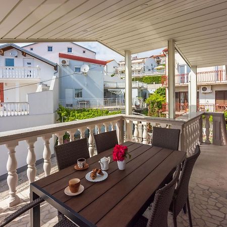 Apartments Mirela Crikvenica Bagian luar foto